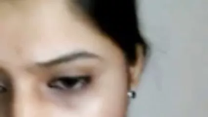 ఆకర్షణీయమైన మనిషి ముద్దు థాయ్ లేడీ తెలుగు ఫుల్ సెక్స్ వీడియో